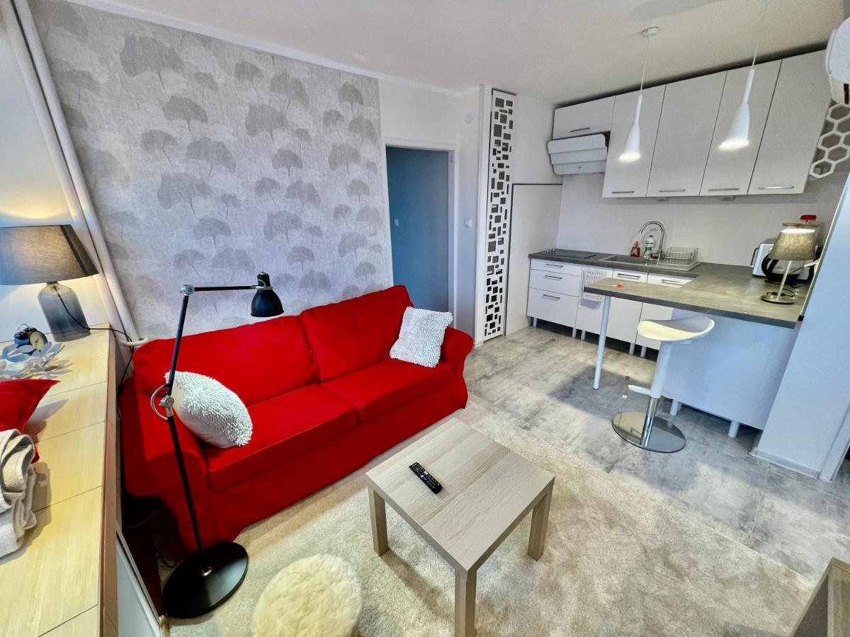 Love Metro Wifi 300Mbs 65'Tv Netflix Hbo Appletv+ Warschau Exterior foto