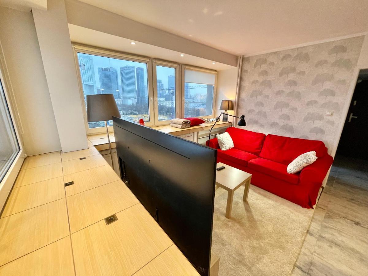 Love Metro Wifi 300Mbs 65'Tv Netflix Hbo Appletv+ Warschau Exterior foto