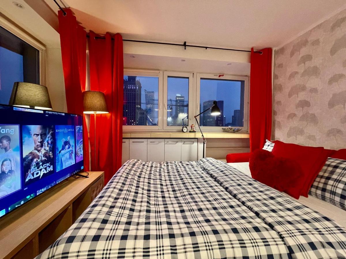 Love Metro Wifi 300Mbs 65'Tv Netflix Hbo Appletv+ Warschau Exterior foto